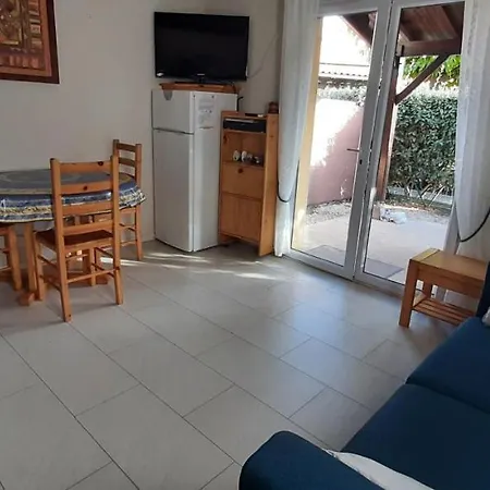 Les Marines 2 - En Avec Piscine A 2 Pas De La - Clim - Parking *